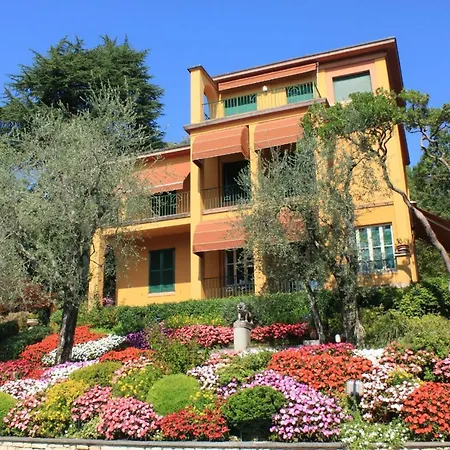 Vibe Luce, Beautiful Period With Private Pool And View * Gardone Riviera